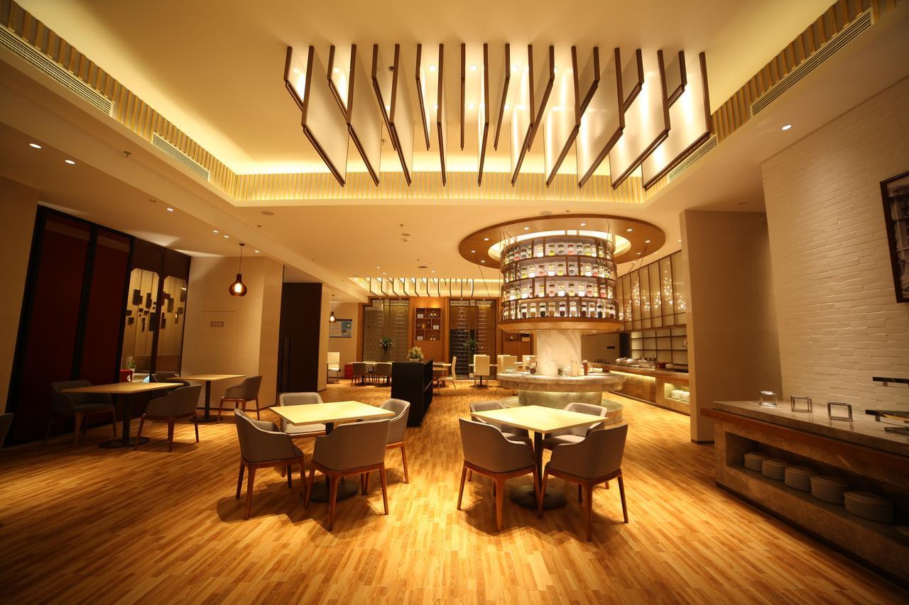 Metropolo Jinjiang Hotels Shanghai Hongqiao National Exhibition Center מראה חיצוני תמונה